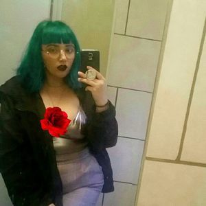 Meet your Posher, Destiny